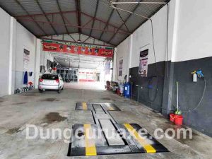 dung-cu-rua-xe-long-an